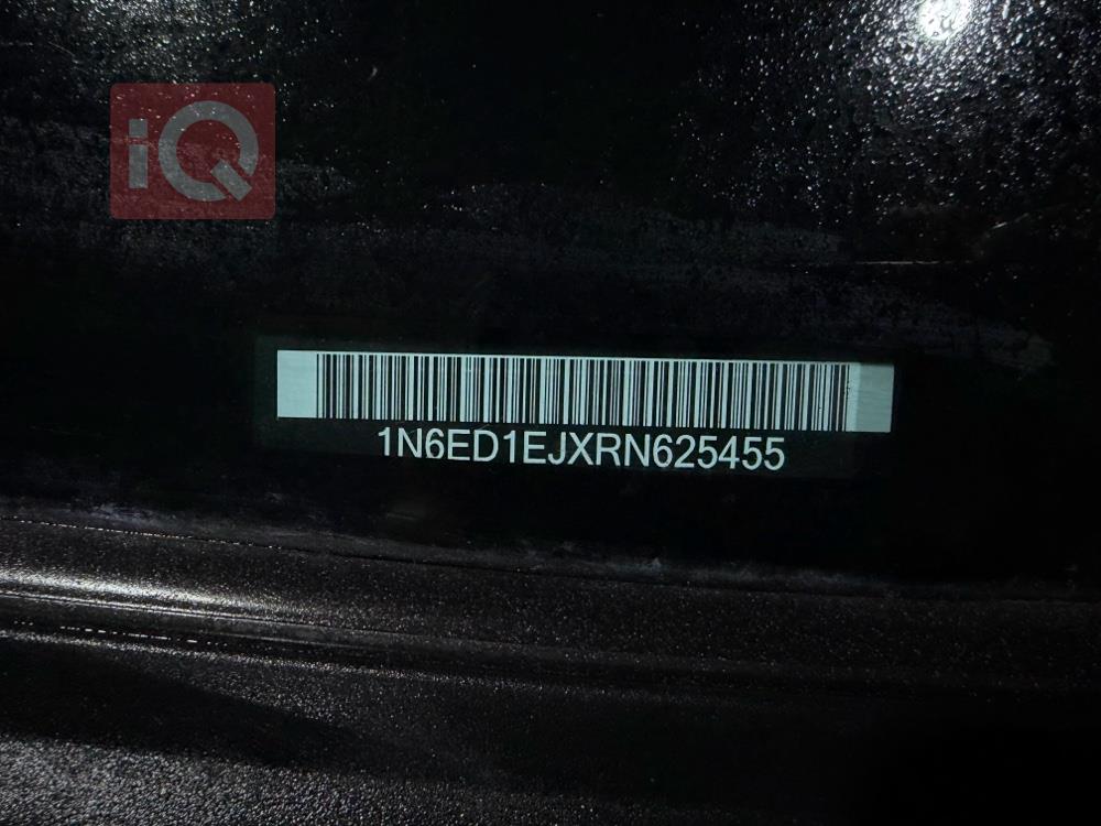 نيسان فرونتر